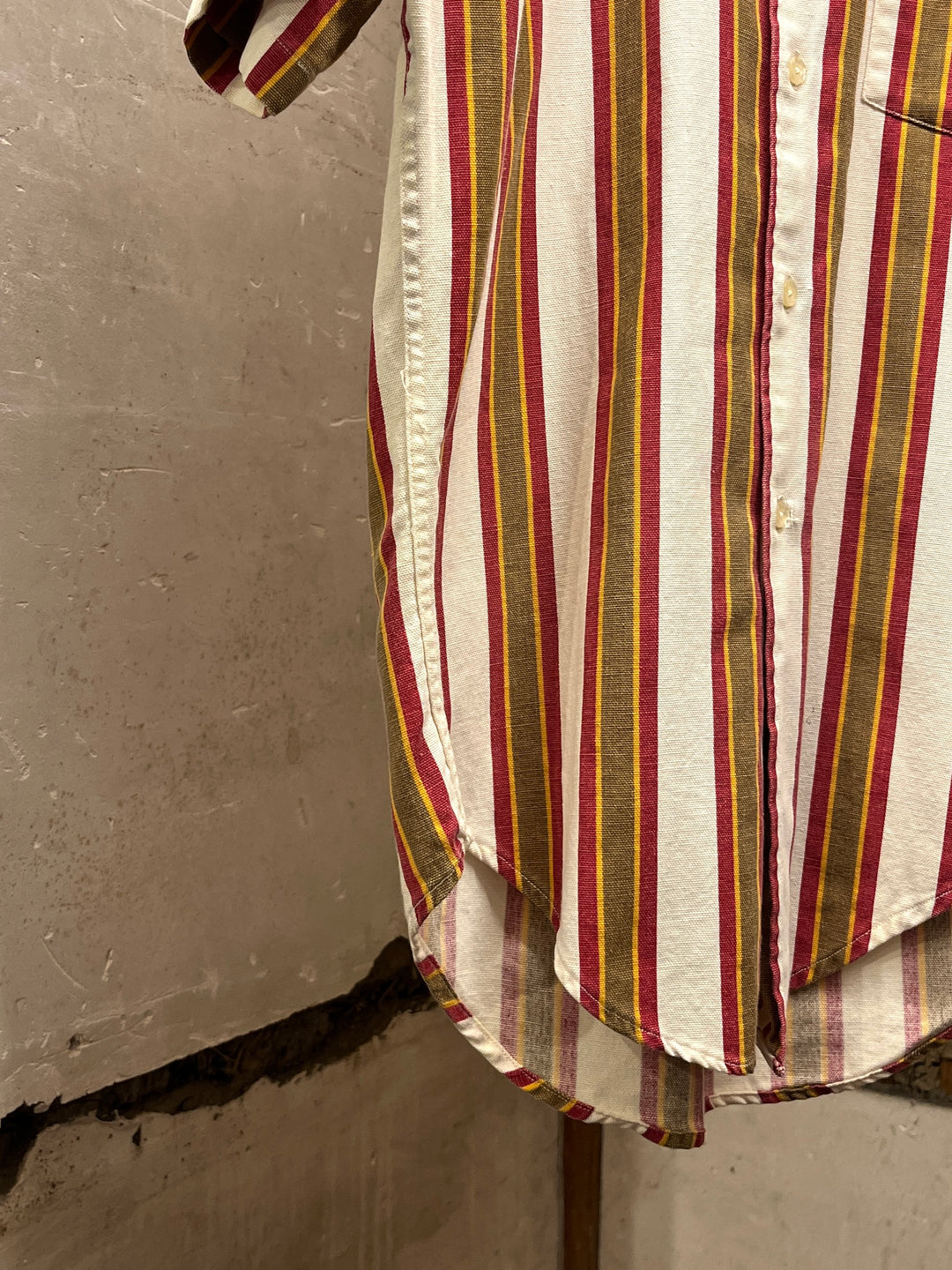 1960s "GANT" vertical stripe B.D shirt