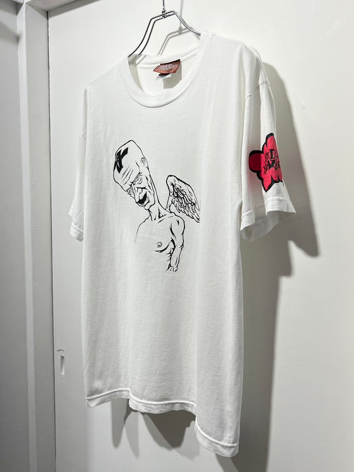 1990-00s  USA made "ANDY HOWELL" graphic art T-shirt