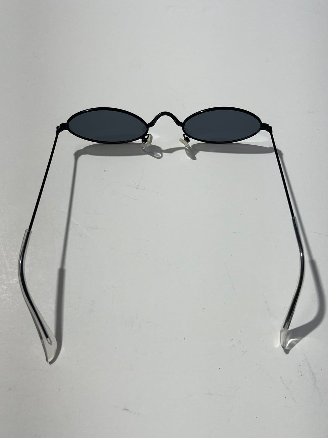 1990s dead stock oval sunglasses black × black