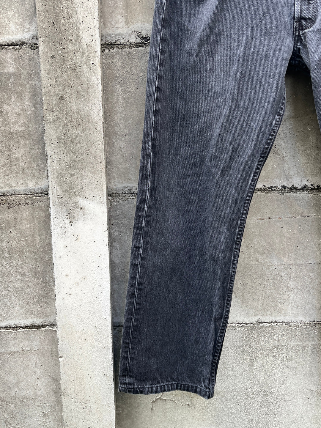 2000s "Levi's" 501 black denim pants 38×34