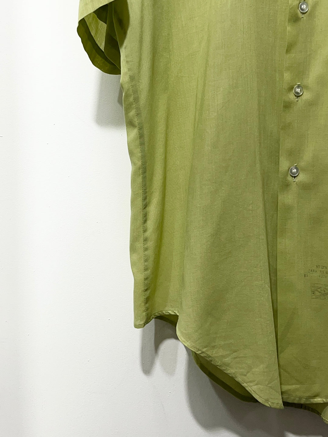 1960-70s  USA made "Manhattan" lime green s/s shirt