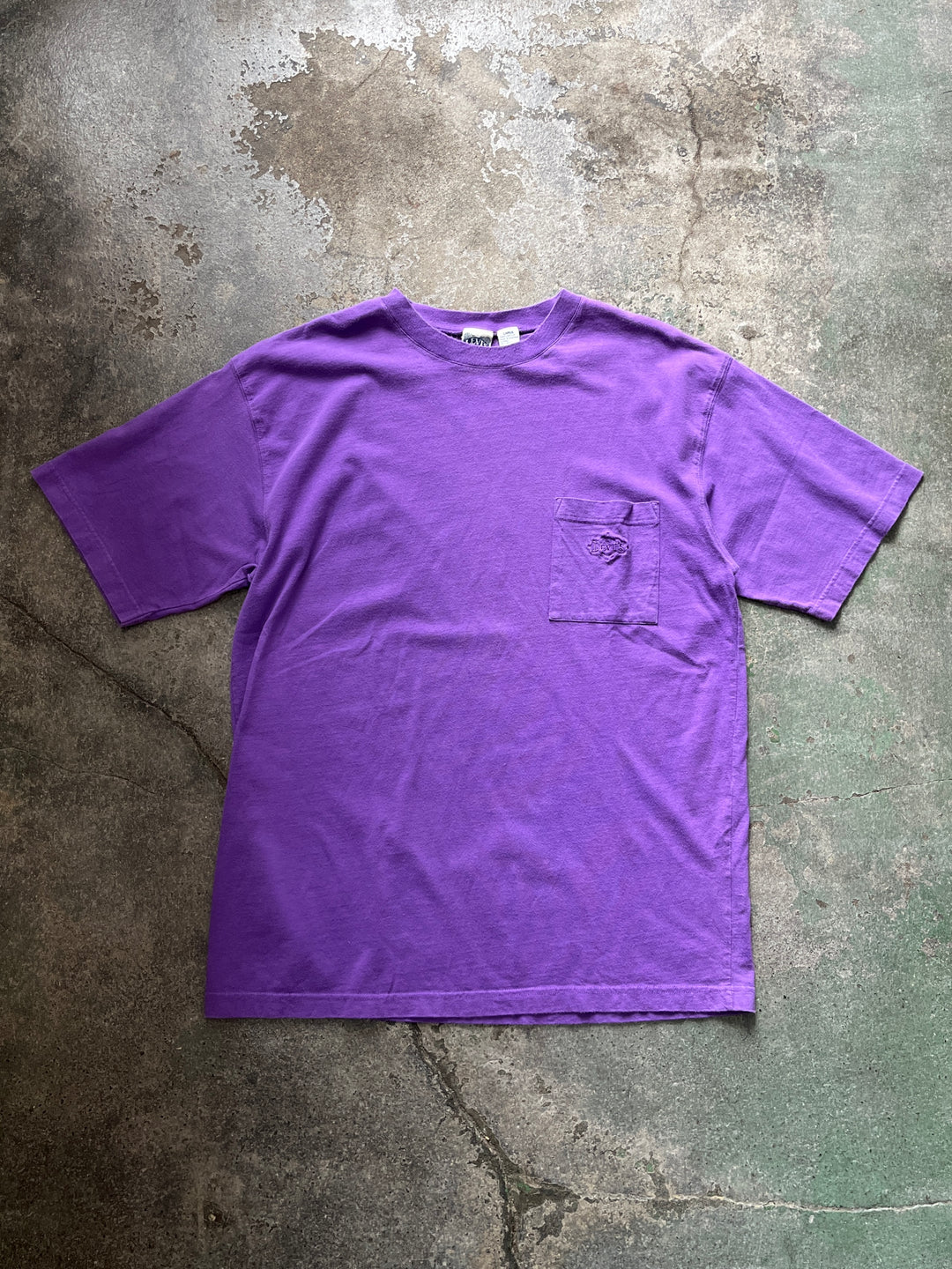 1990s "Levi's" purple pocket T-shirt