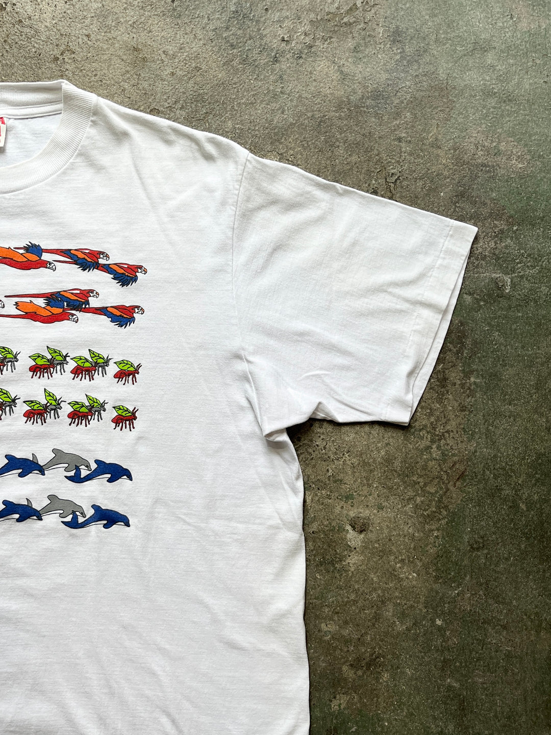 1990s armed forced parody graphic T-shirt
