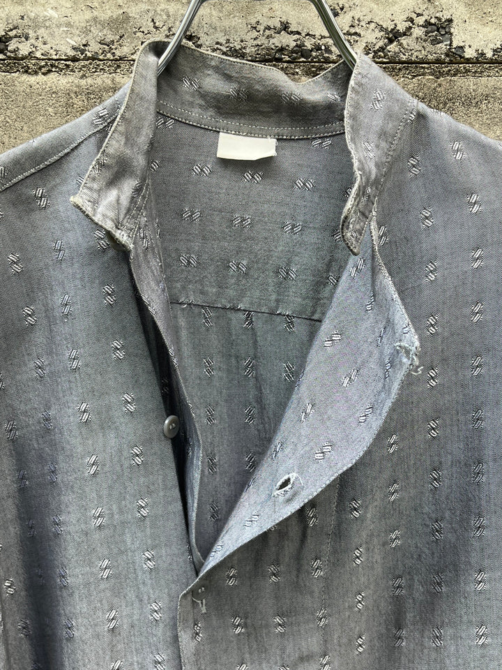 1980-90s silver gray asymmetrical button stand collar shirt