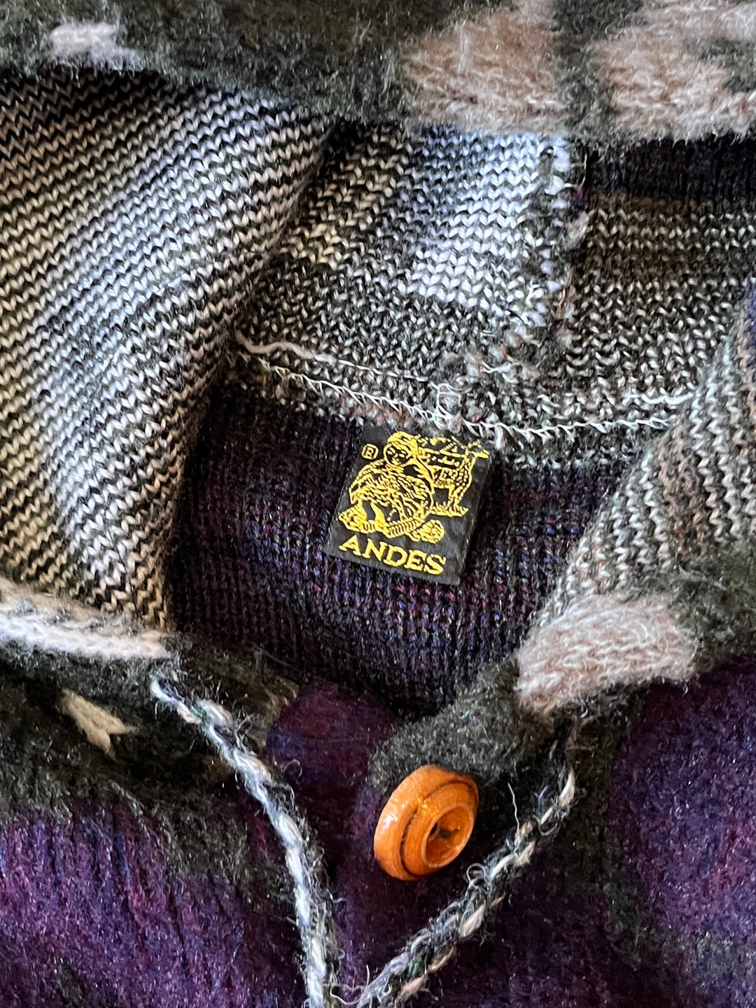 1990s animal pattern Ecuador knit hoodie
