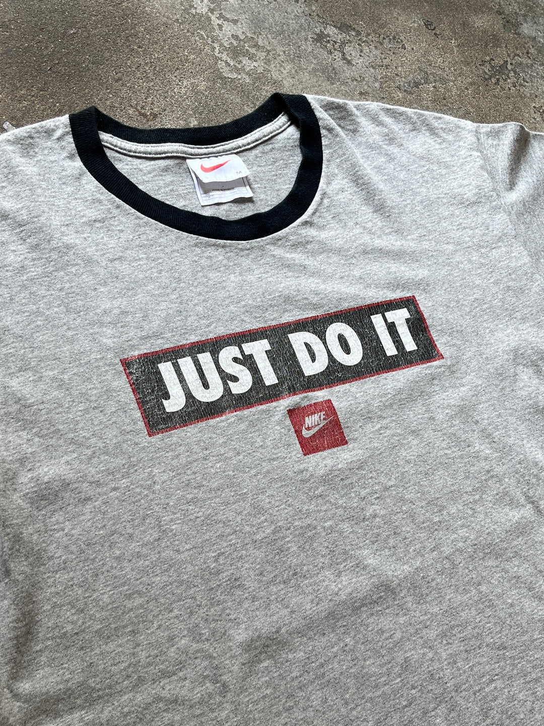 1990s "NIKE" gray × black ringer T-shirt