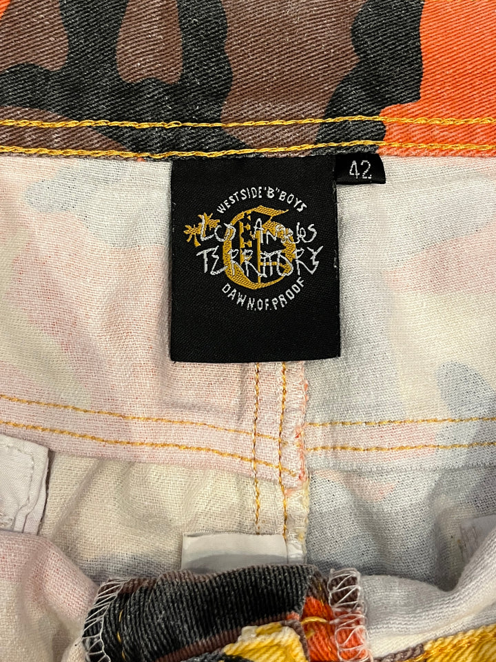 2000s "DAWN OF PLOOF" orange camouflage cargo pants