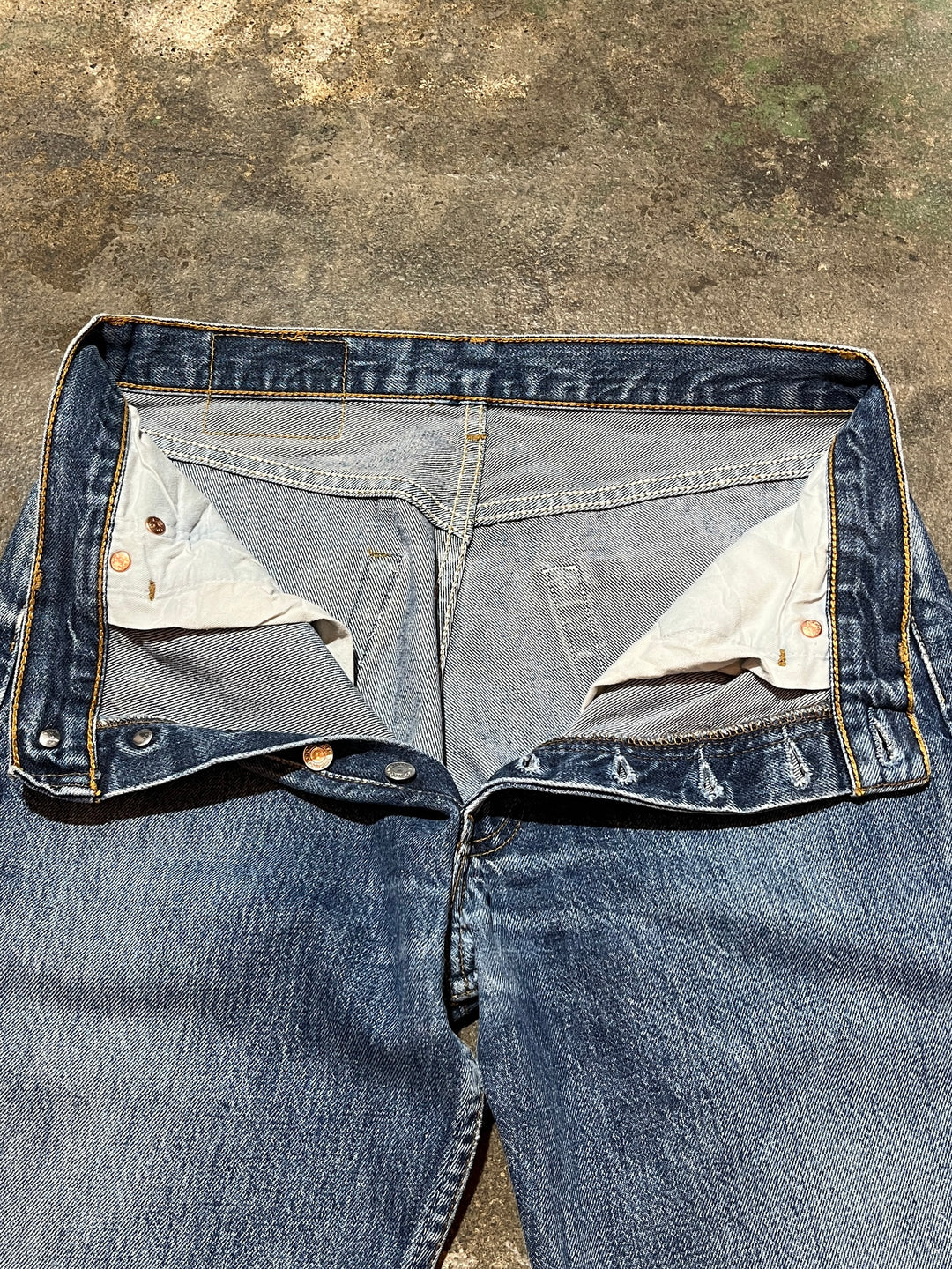 2000s "Levi's" 501 denim pants 30×30