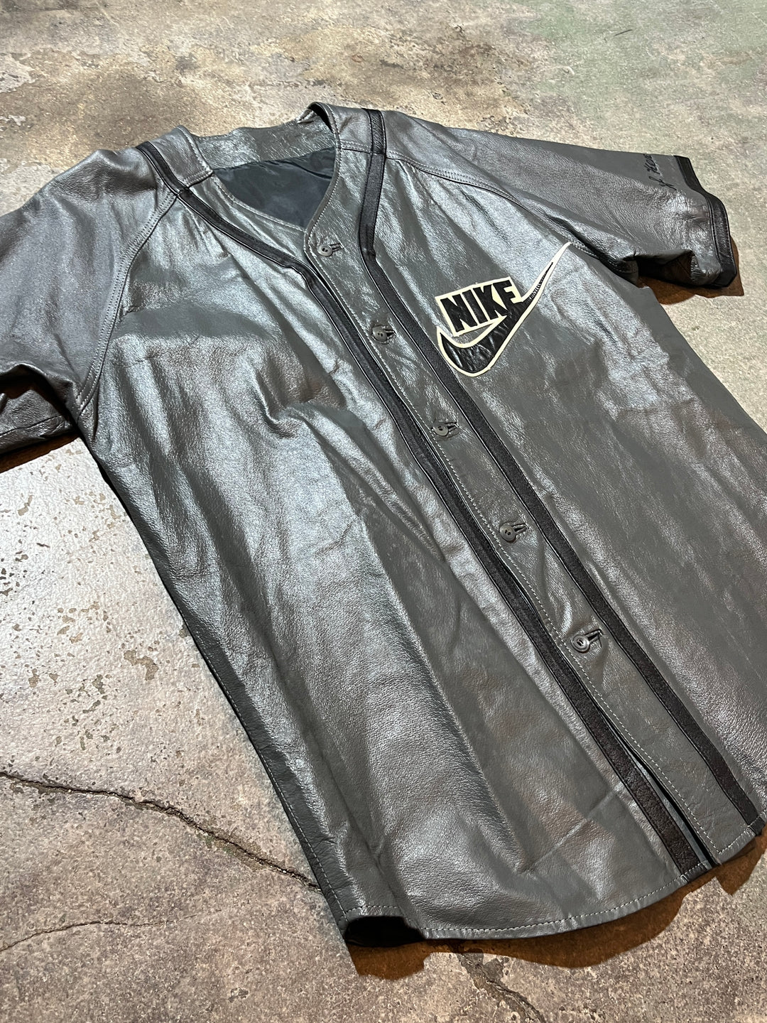 1980s NIKE bootleg charcoal leather baseball shirt