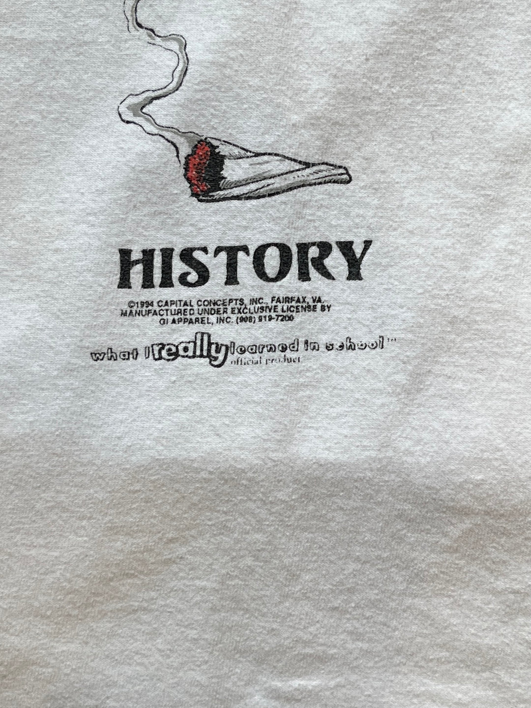 1990s Higher Education joke print T-shirt