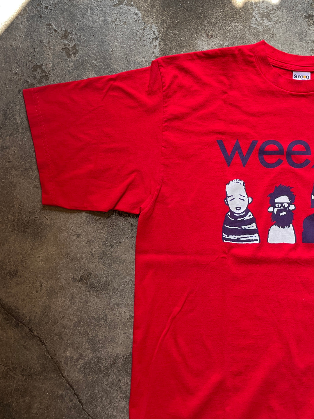 2000s "WEEZER" graphic tour T-shirt