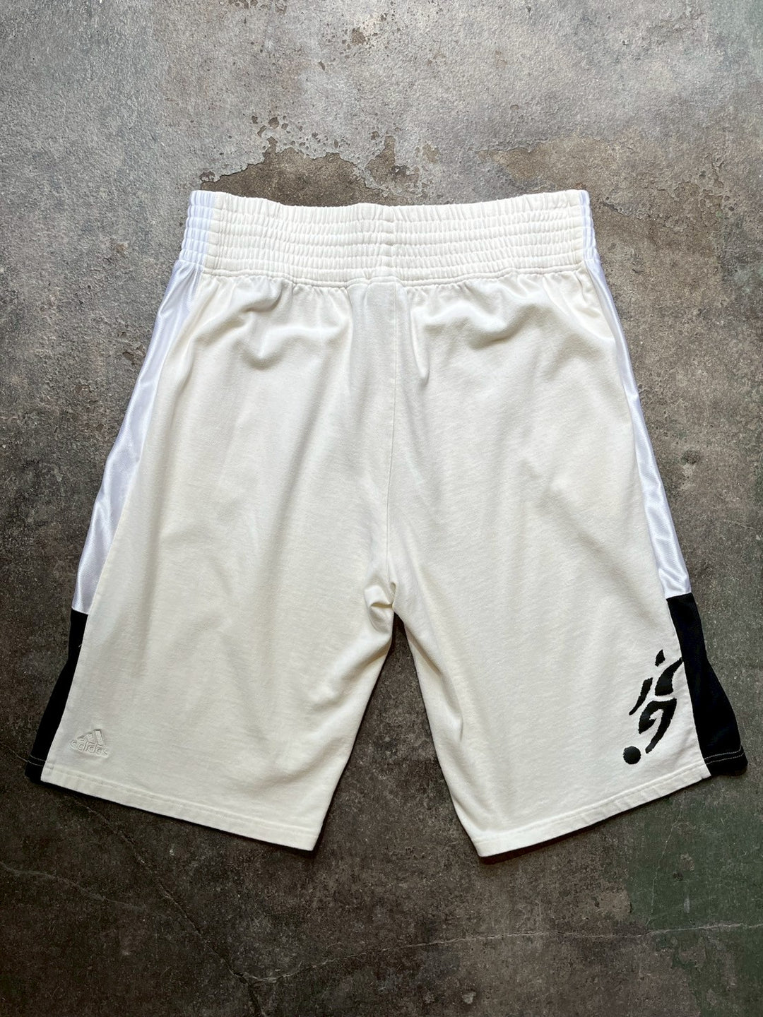 2000s "adidas" white × black training shorts