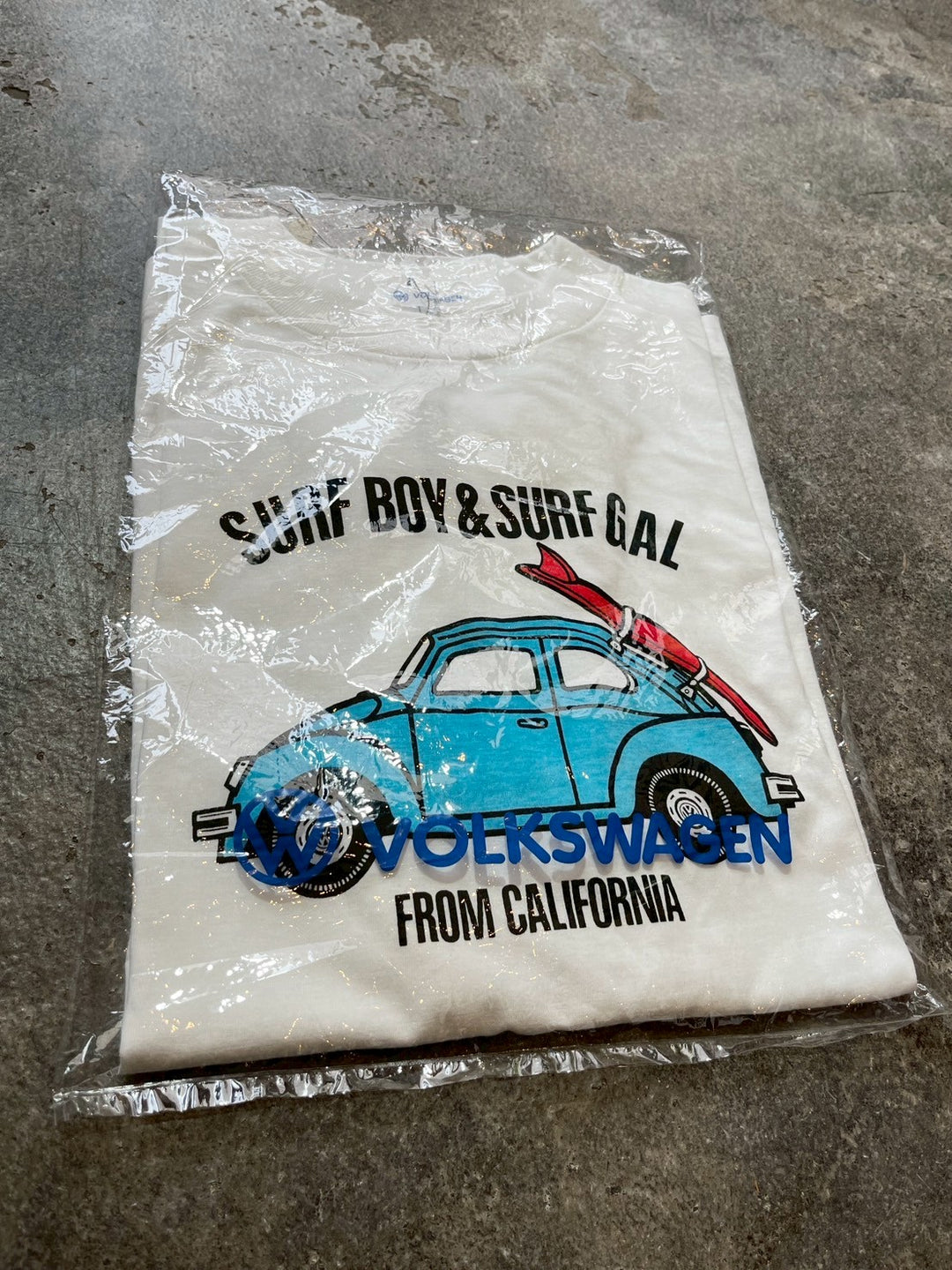 1990s "VOLCS WAGEN" beetle print T-shirt