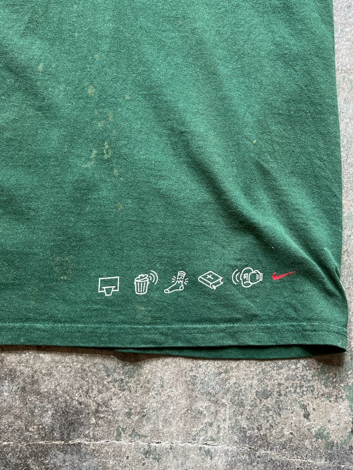 2000s USA made "NIKE" battle grounds logo print T-shirt